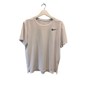 Nike DriFit white short sleeve t-shirt - XL - 🙂3/$15